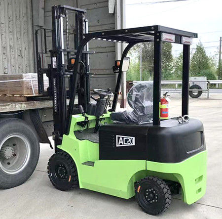 電動堆垛機(jī).jpg 電動堆垛機(jī).jpg